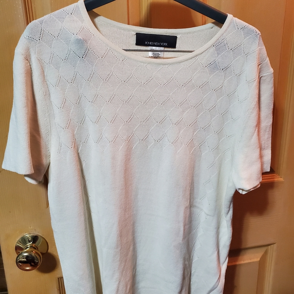 Large white Jones New York top